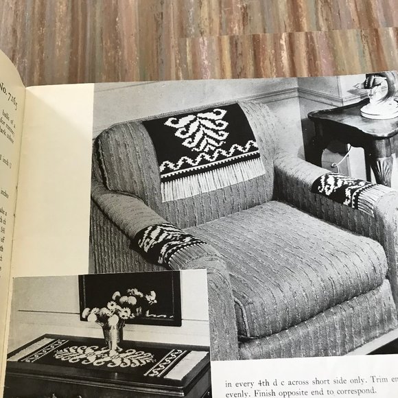 Decoration for the Home Doilies Runners Vintage 1930s Crochet Pattern Book 312 - Picture 5 of 6